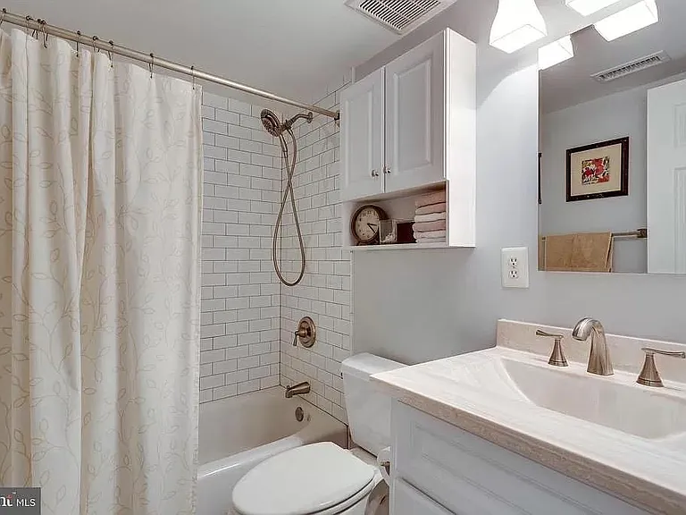 1487A N Van Dorn St — Photo 16
