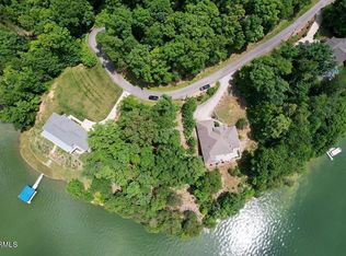 1147 Lakefront Pl, White Pine, TN 37890