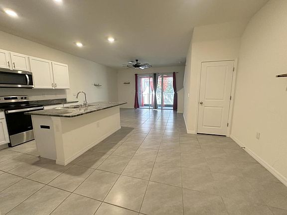 4th image of 2893 Suncoast Plains Dr