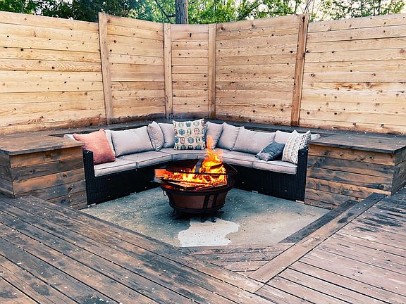 Backyard Firepit and Patio