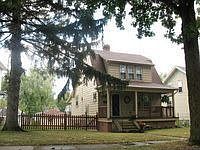 2nd image of 624 W Circle Dr