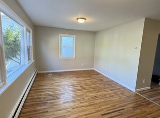212 Maryland Ave #1A, Staten Island, NY 10305