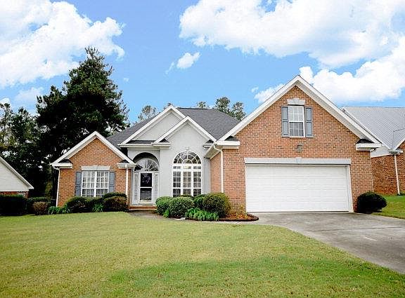 2nd image of 285 High Chaparral Dr