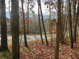 999 Dogwood Dr #1, Weaverville, NC 28787