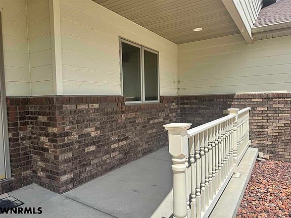 2nd image of 2430 Prairie St