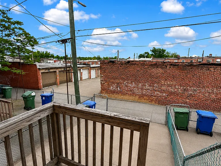 1215 N Ellwood Ave — Photo 8