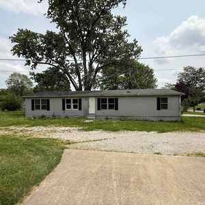 526 W Brummitt St, Owensville, IN, 47665