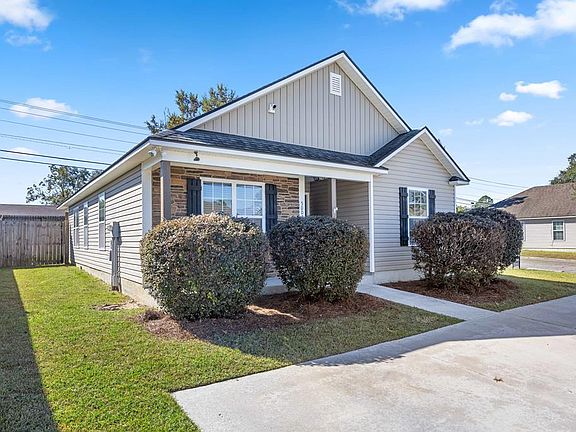 2nd image of 5006 Greyfield Pl N