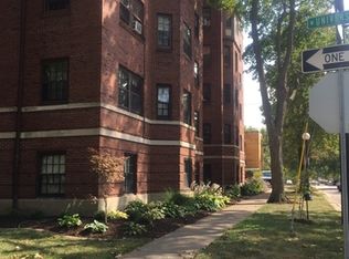 311 W University Ave APT 103, Champaign, IL 61820