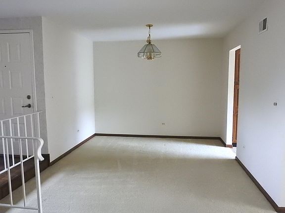 3rd image of 221 Stanhope Dr Unit C