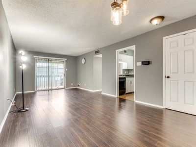 4859 Cedar Springs Rd APT 353, Dallas, TX, 75219