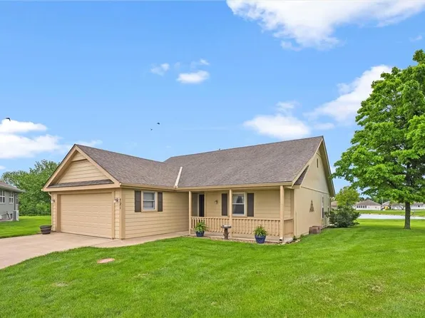 721 Cupid Ct, Raymore, MO 64083