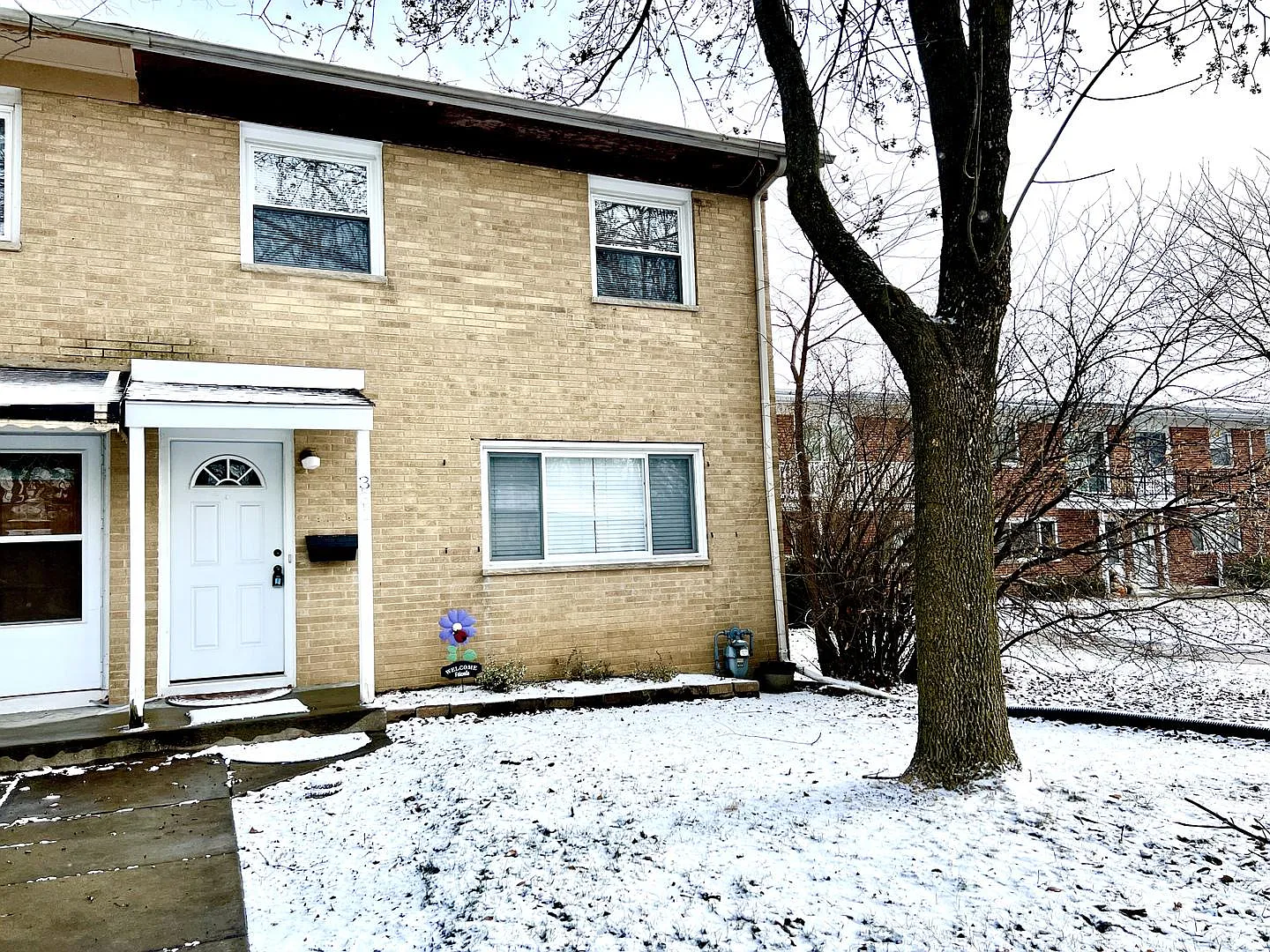 331 Cherry Valley Rd photo 1