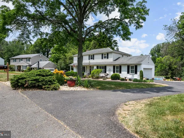 537 Holly Knoll Rd, Hockessin, DE 19707