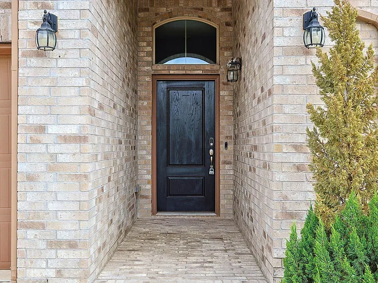 2108 Blackrail Ct — Photo 2