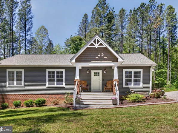 844 Manchester Rd, Bumpass, VA 23024