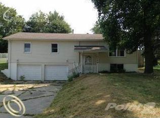 10506 Irish Rd, Otisville, MI 48463