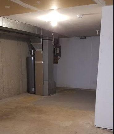 5th image of 6356 Independence Dr