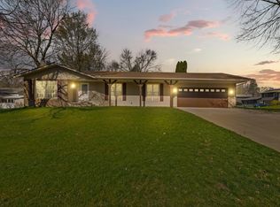 18 Mitchell Dr, Faribault, MN 55021