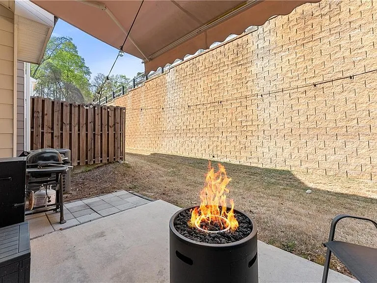 3367 Abbey Way — Photo 14