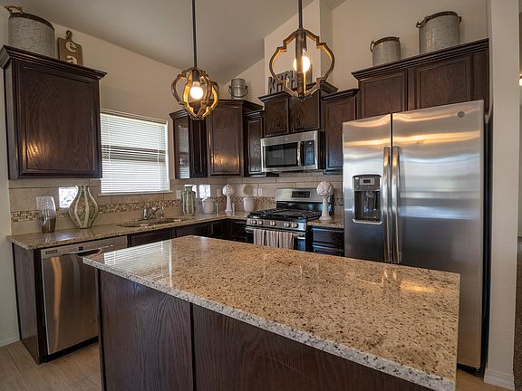 5th image of 12904 Cliff Rock Ln