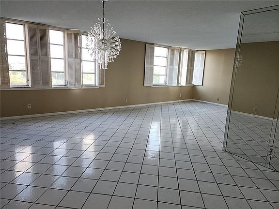 3rd image of 7001 Environ Blvd APT 604