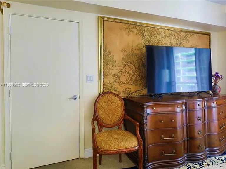 1750 N Bayshore Dr #1711 — Photo 32