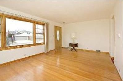 5th image of 5025 N Oriole Ave