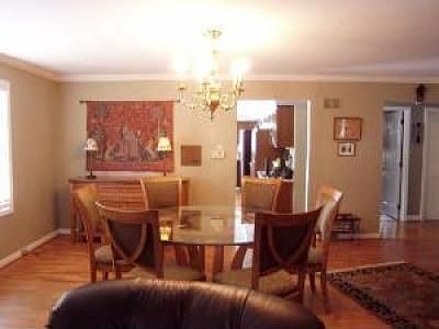 3rd image of 2250 198th St