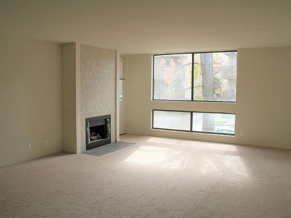 5th image of 1414 Greenfield Ave