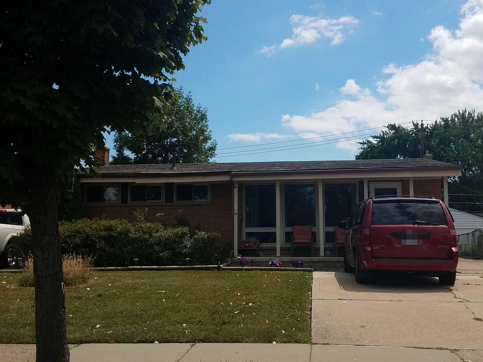 1st image of 21324 Masonic Blvd