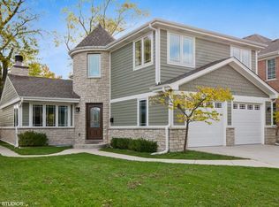 143 S Lincoln Ave, Park Ridge, IL 60068