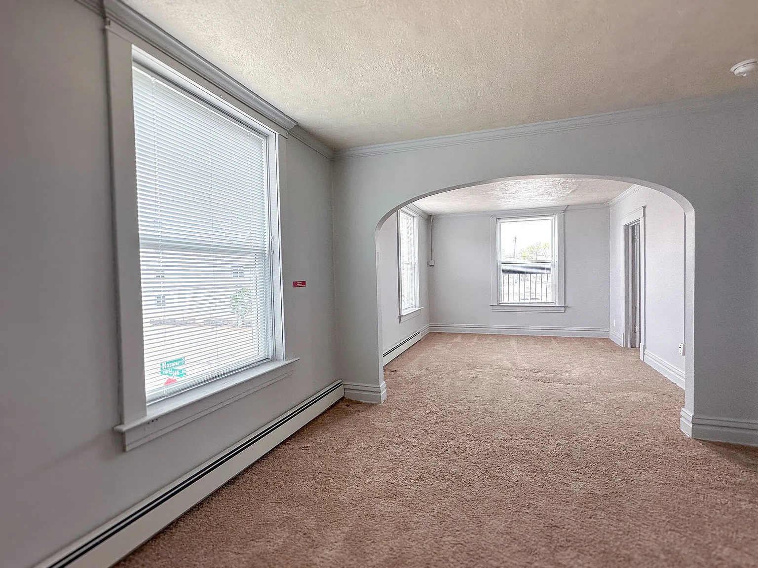 Willis Apartments — Photo 2