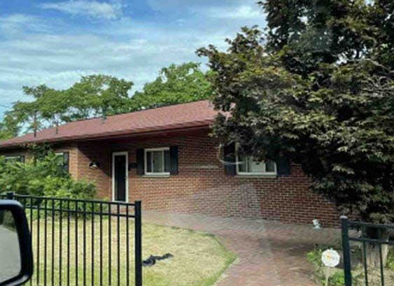 2nd image of 701 Breezemont Dr