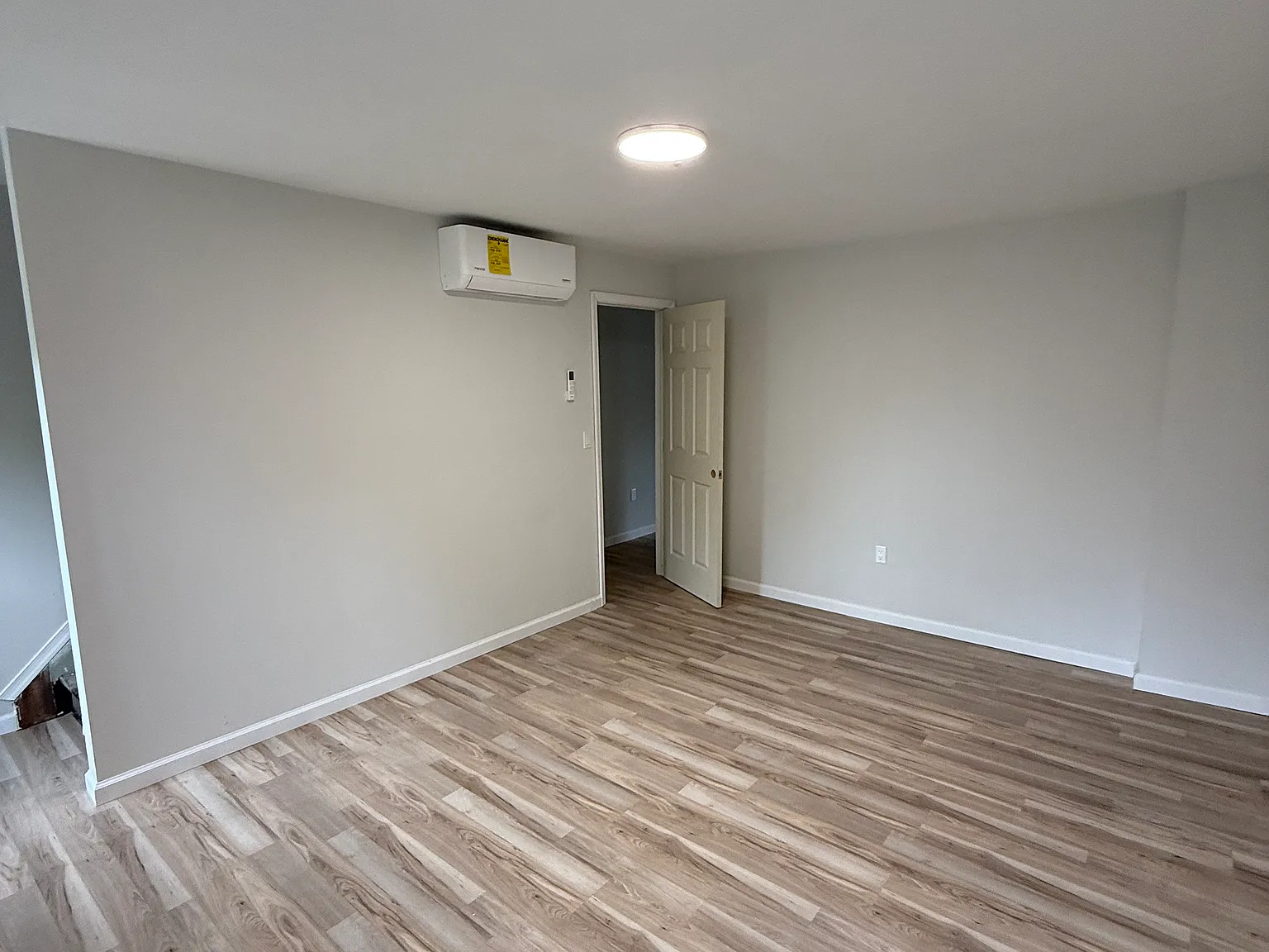3 bed, 1550 sqft, $2,100 — Photo 3