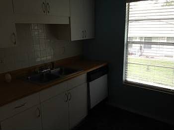 4th image of 629 Heatherton Vlg