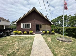 609 Peach St #A, Hammonton, NJ 08037