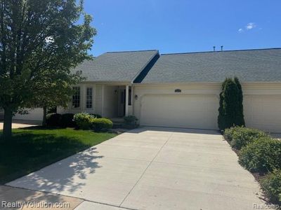 1812 Stoldt Ave, Imlay City, MI, 48444