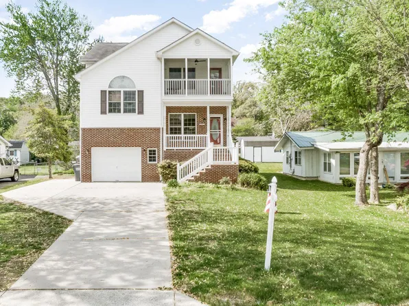 42161 Patuxent Dr, Mechanicsville, MD 20659