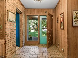 45 Evergreen Rd, White Bear Lake, MN 55110