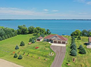 25163 119th St, Lowry, MN 56349