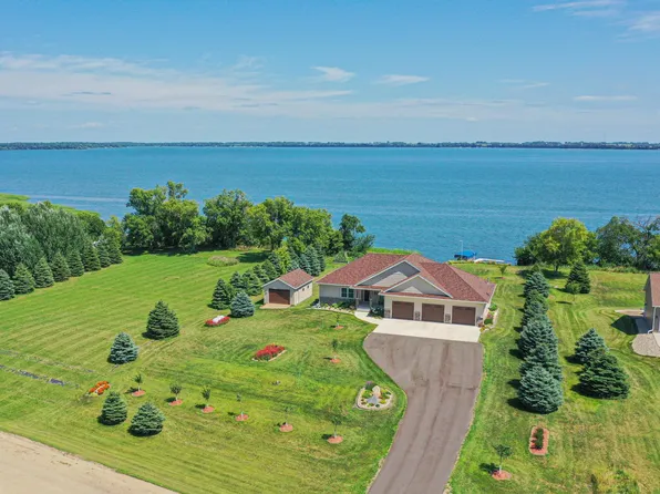 25163 119th St, Lowry, MN 56349