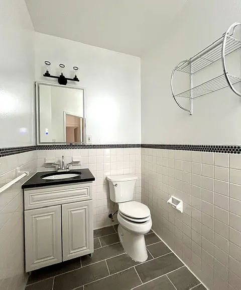 924 Hancock St #2 — Photo 28