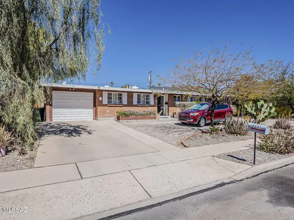 5221 E Hawthorne Pl, Tucson, AZ 85711