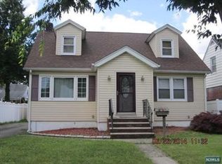 59 Becker Ave, Rochelle Park, NJ 07662