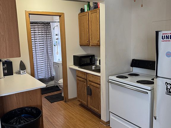 3rd image of 617 N 16th Ave #7