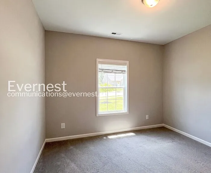 1011 Echo Ridge Rd — Photo 17