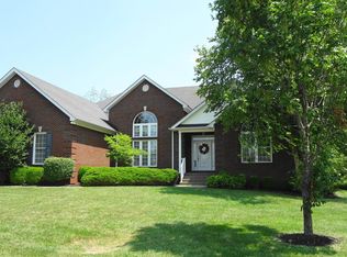 121 Maywood Ave, Bardstown, KY 40004