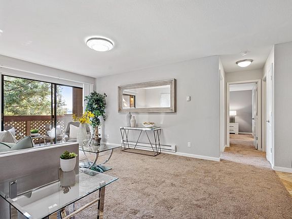 4th image of 754 Teatree Ct