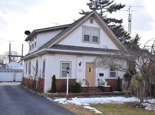 31 Archer St, Freeport, NY 11520